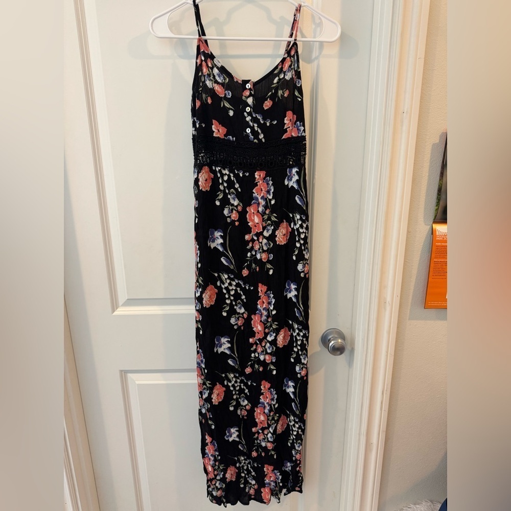 Forever 21 Black and Pink Spaghetti Strap Maxi Dress